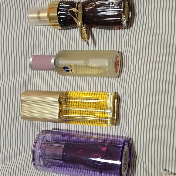 Ladies - Picture 3 of 13